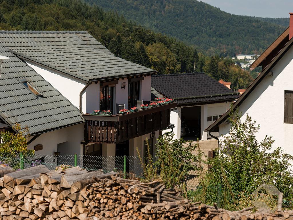 Ferienwohnungen Eva-Maria Bad Herrenalb Exterior foto